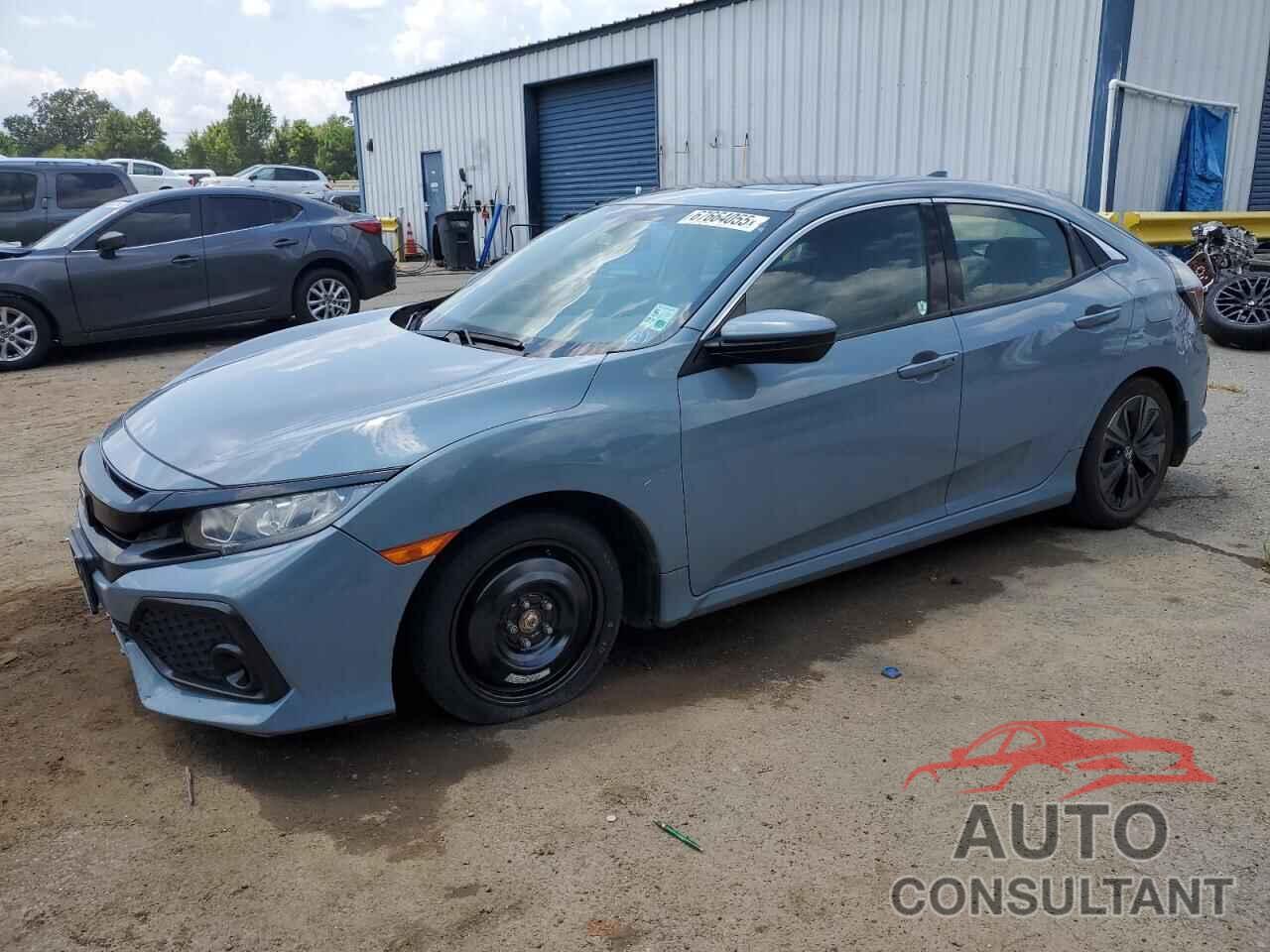 HONDA CIVIC 2018 - SHHFK7H73JU205845