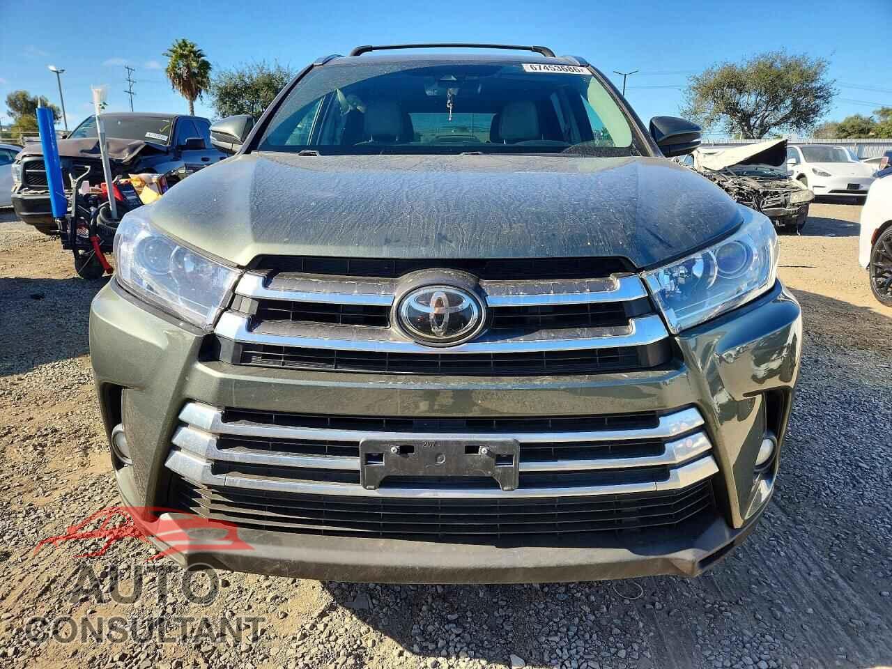 TOYOTA HIGHLANDER 2017 - 5TDDZRFH6HS400856