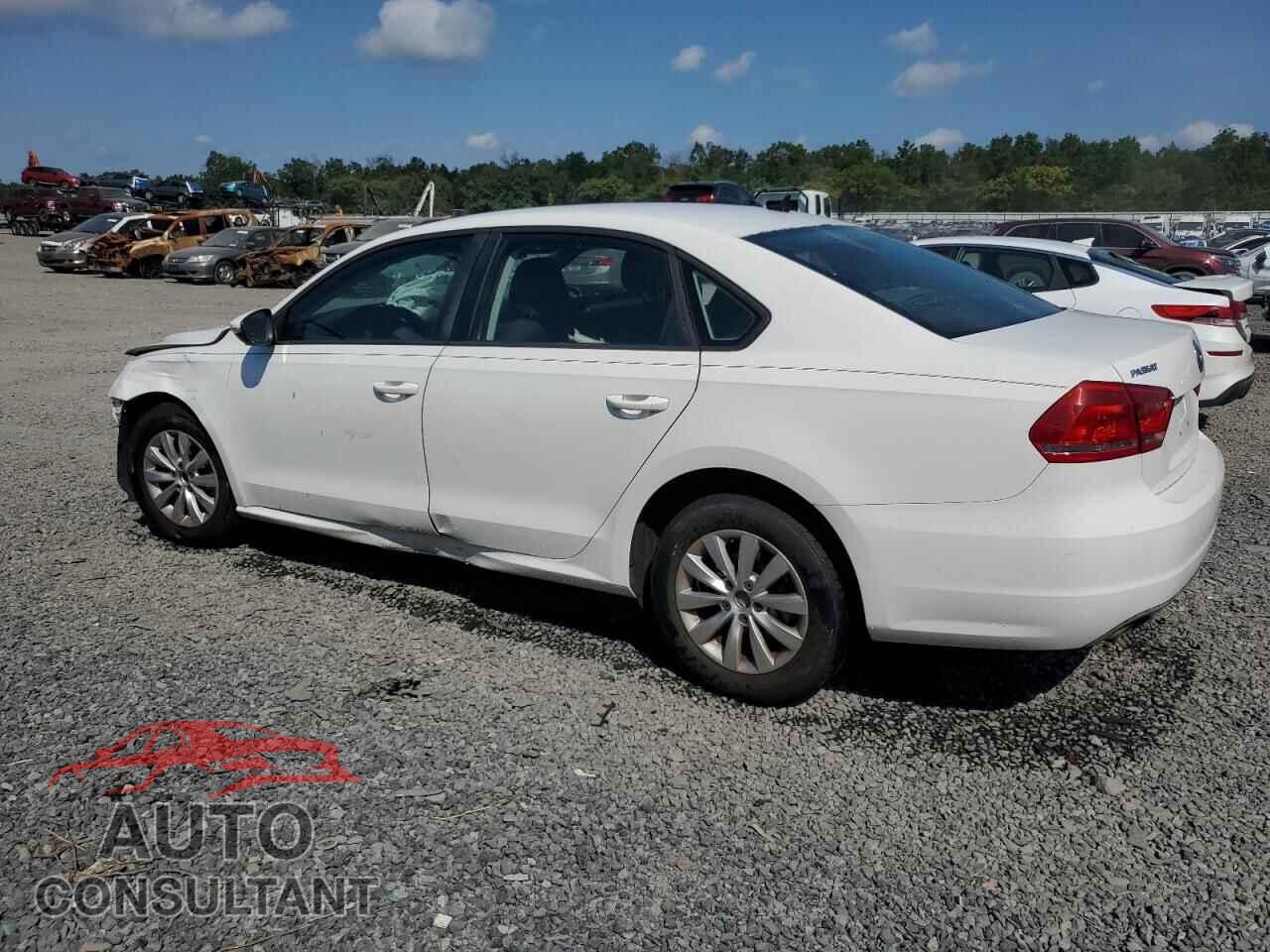 VOLKSWAGEN PASSAT 2012 - 1VWAP7A33CC009941