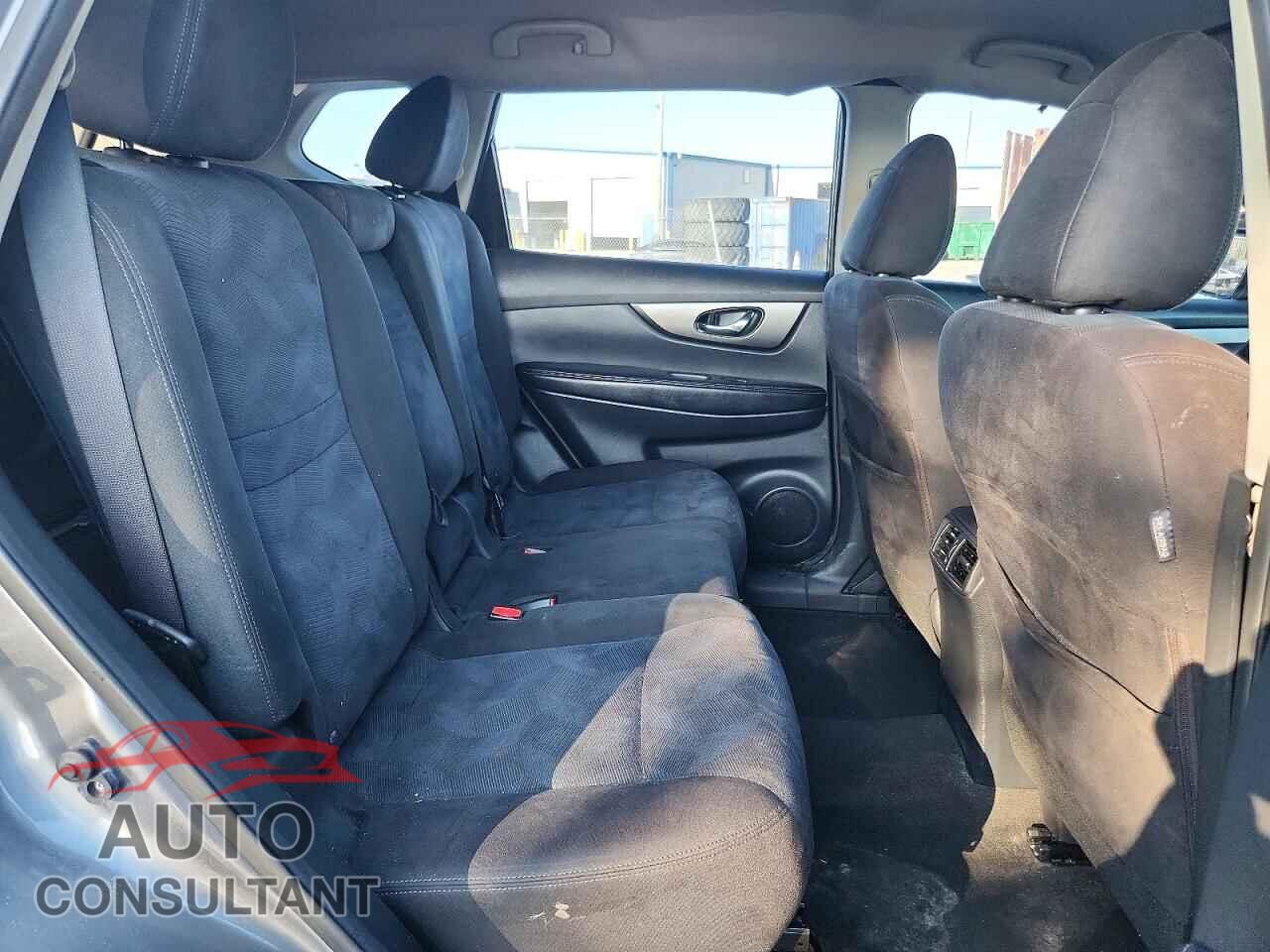 NISSAN ROGUE 2015 - KNMAT2MT0FP513857