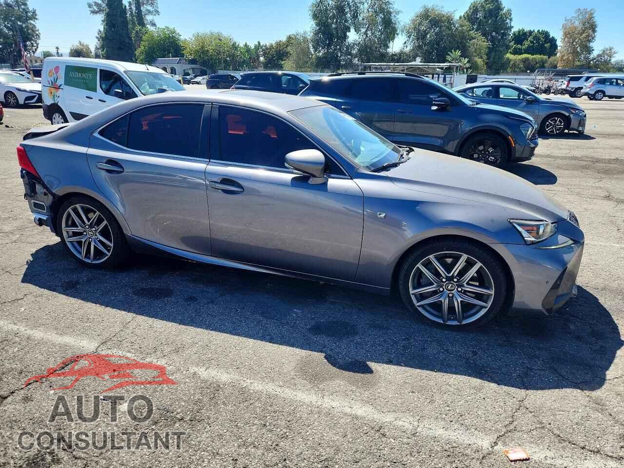 LEXUS IS 2018 - JTHBA1D24J5080171
