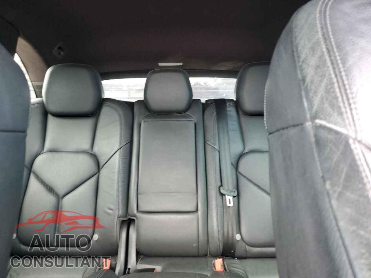 PORSCHE CAYENNE 2011 - WP1AB2A25BLA42593