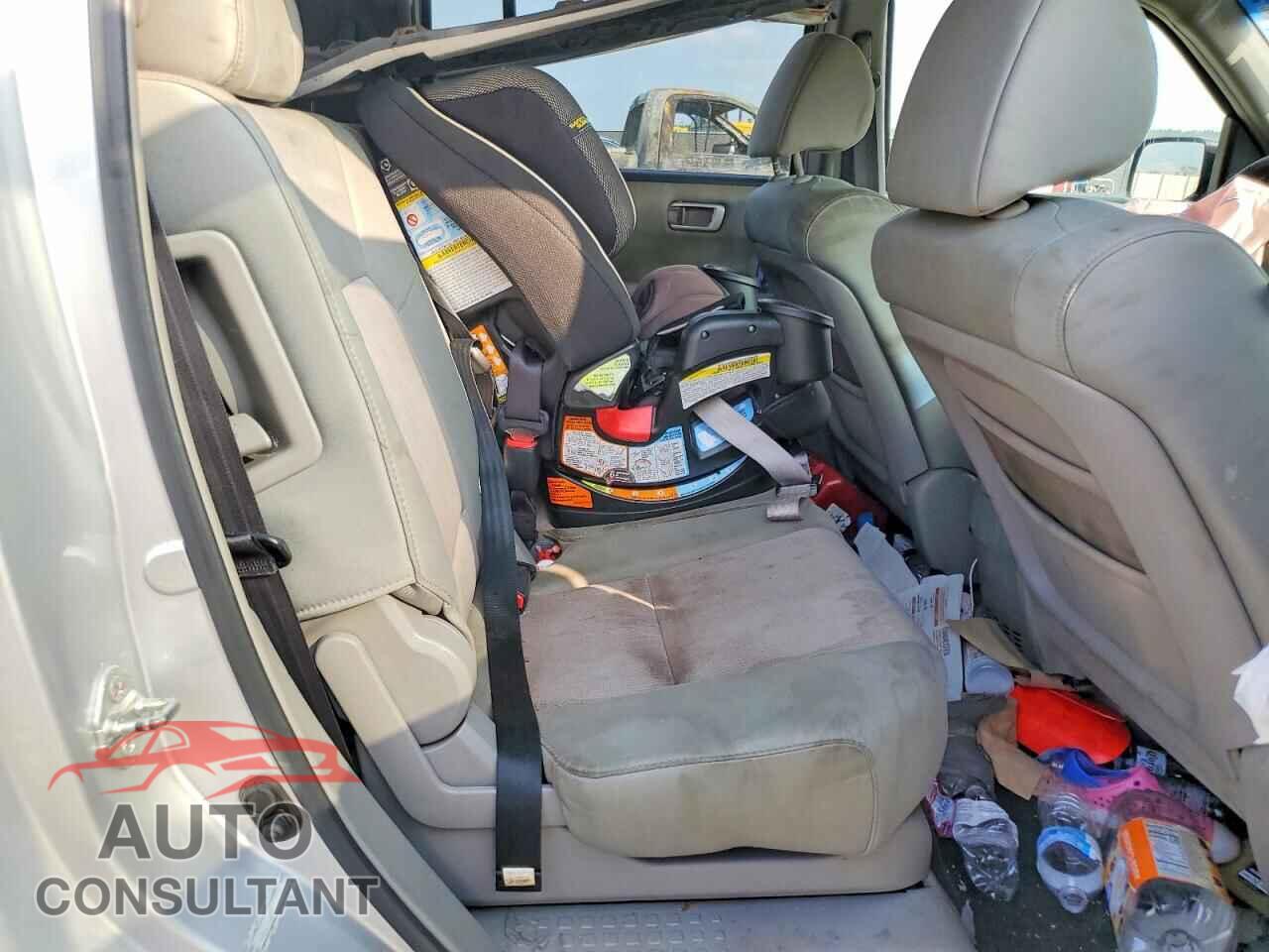 HONDA PILOT 2009 - 5FNYF38459B009365