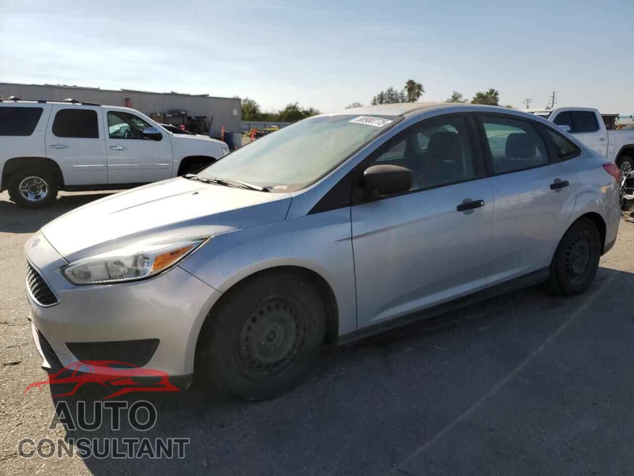 FORD FOCUS 2015 - 1FADP3E20FL364084