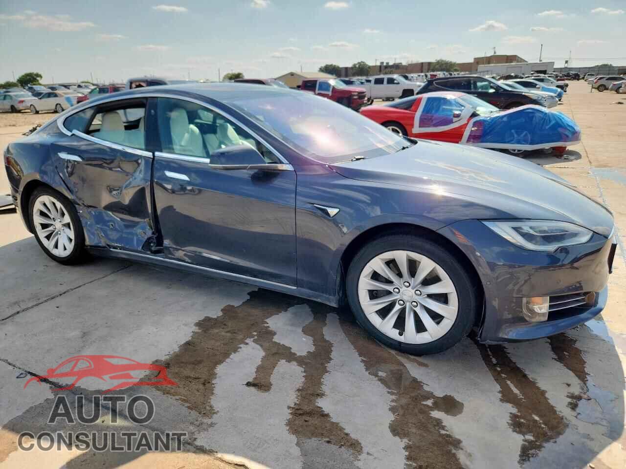 TESLA MODEL S 2017 - 5YJSA1E16HF214601