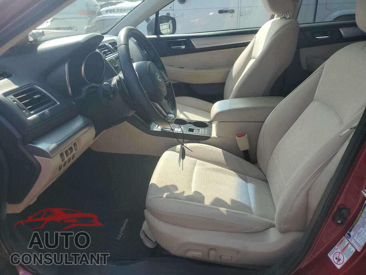 SUBARU OUTBACK 2019 - 4S4BSAHC0K3323341