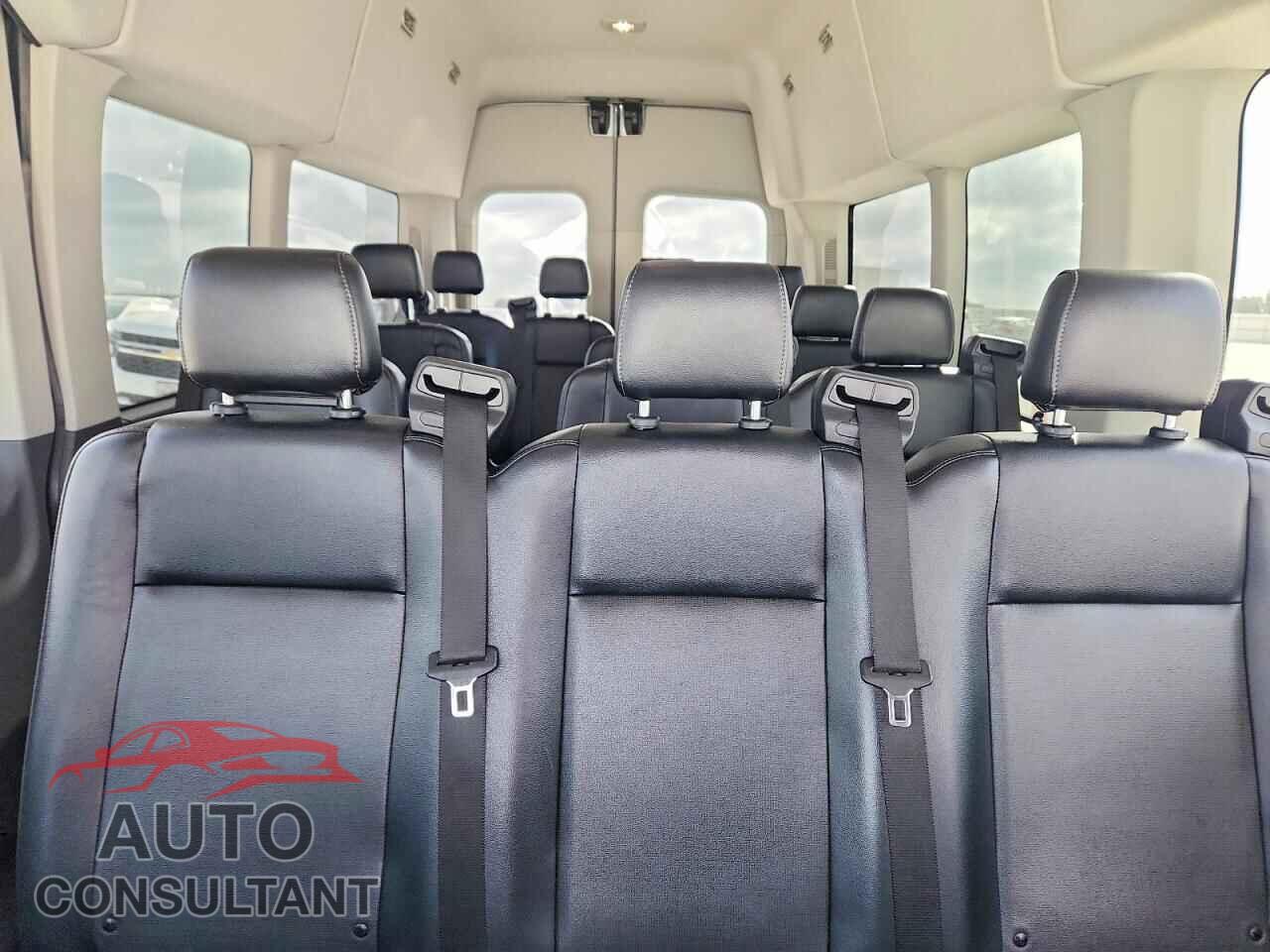 FORD TRANSIT 2024 - 1FBVU4X8XRKB86357