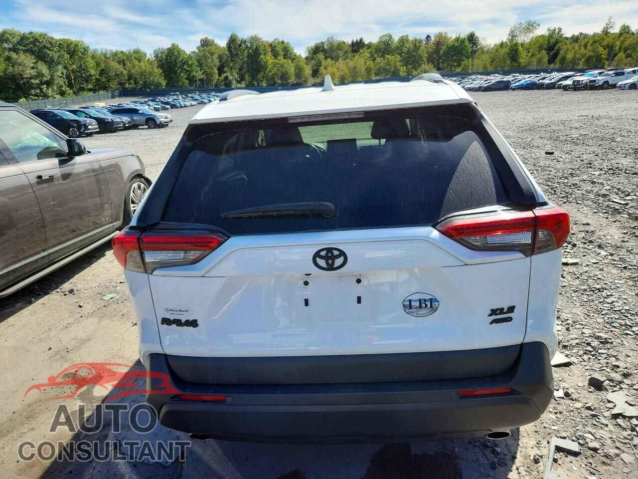 TOYOTA RAV4 2019 - JTMP1RFV7KD501322