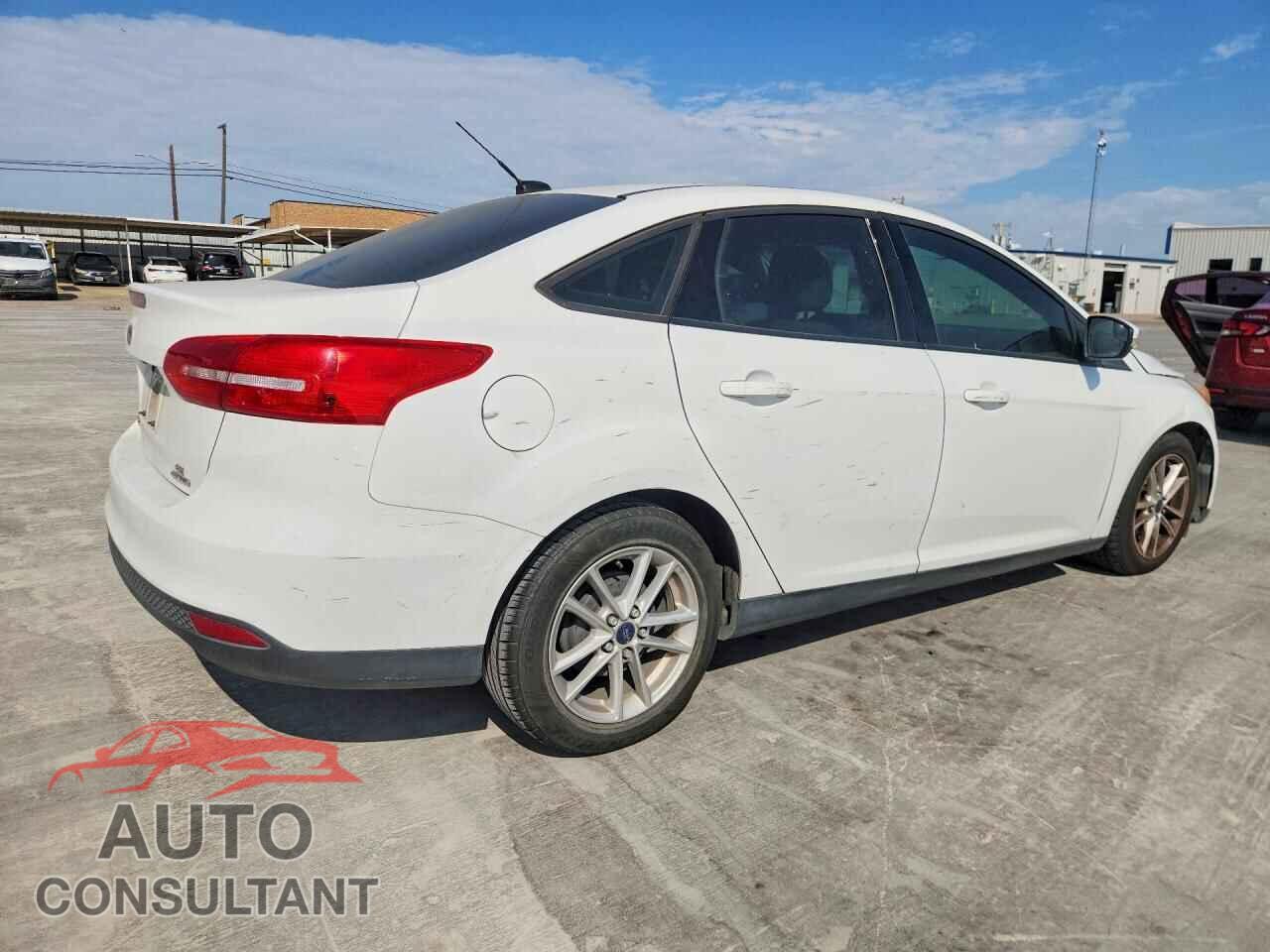 FORD FOCUS 2015 - 1FADP3F20FL250407