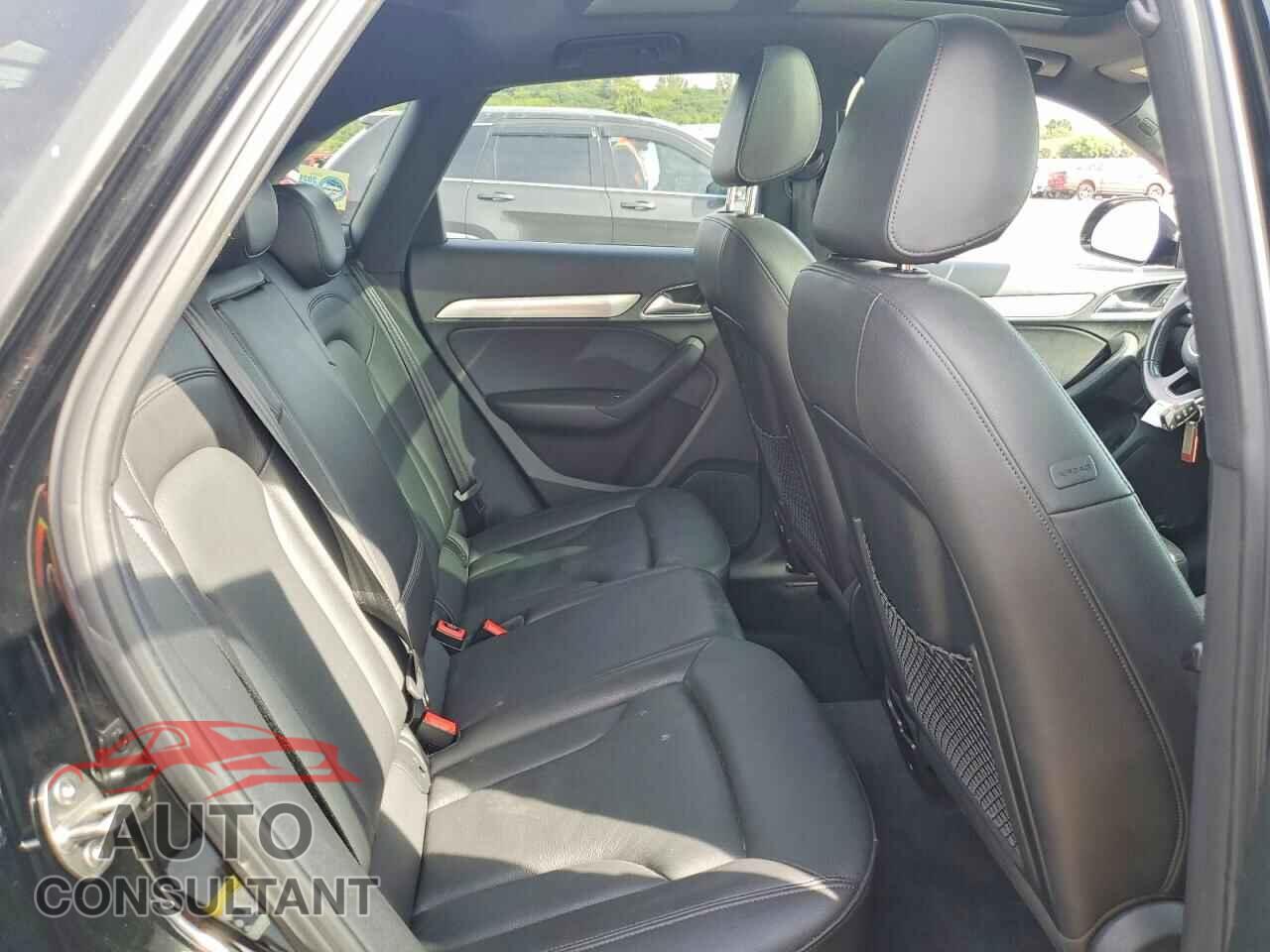 AUDI Q3 2018 - WA1ECCFS5JR006262