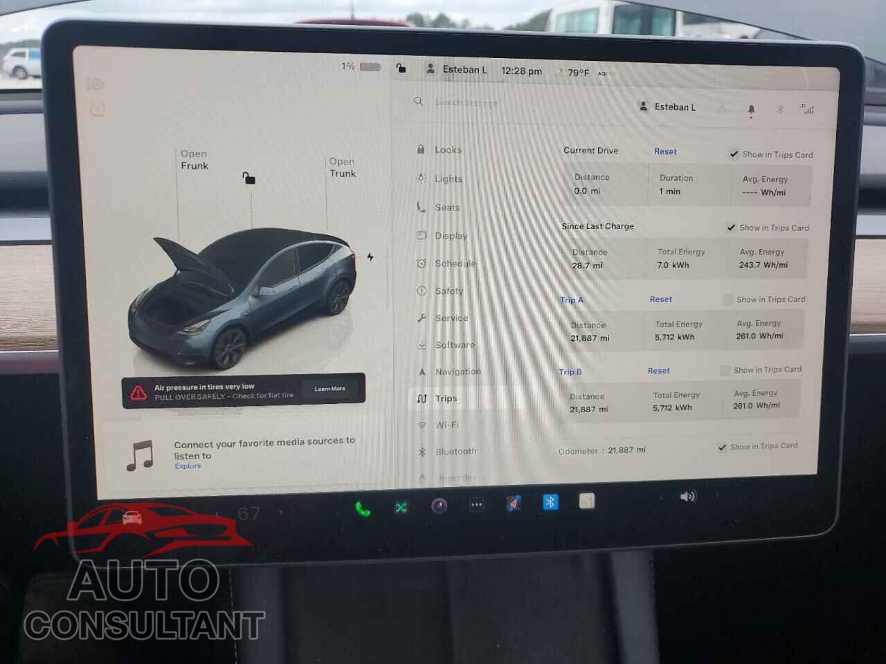 TESLA MODEL Y 2024 - 7SAYGDEE8RA323429