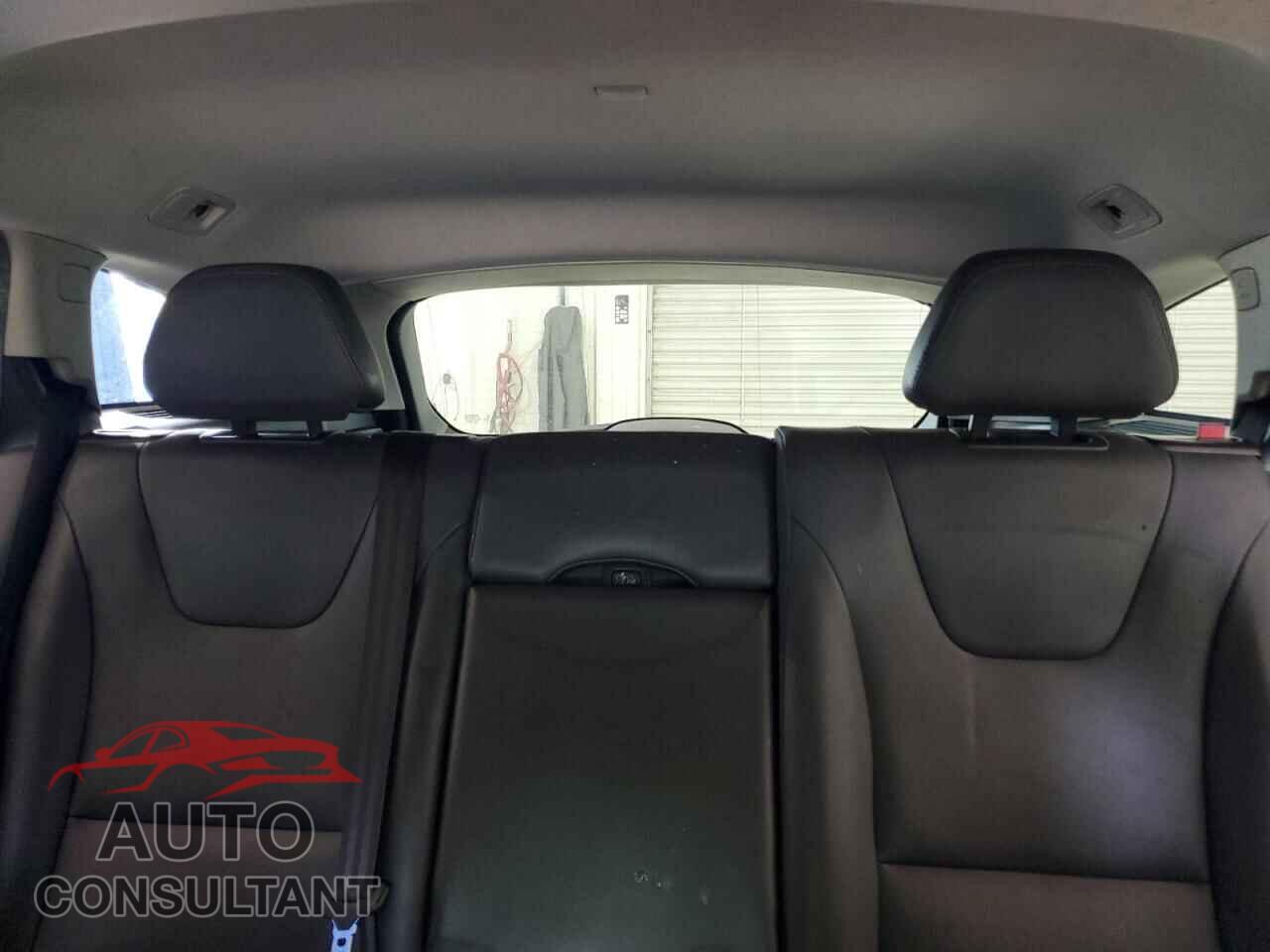 VOLVO V60 2017 - YV140MEK3H1335501