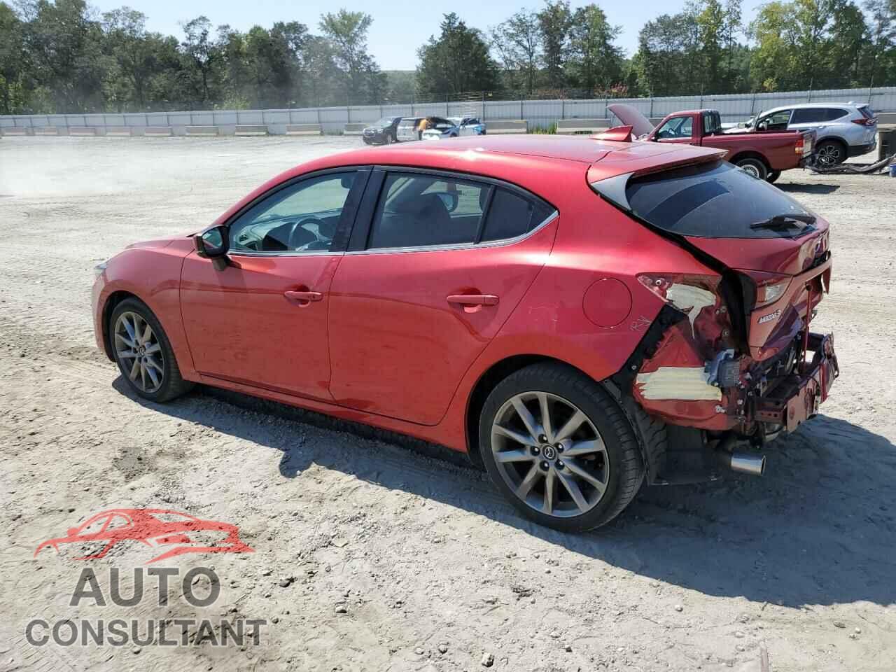 MAZDA 3 2018 - 3MZBN1M37JM189598
