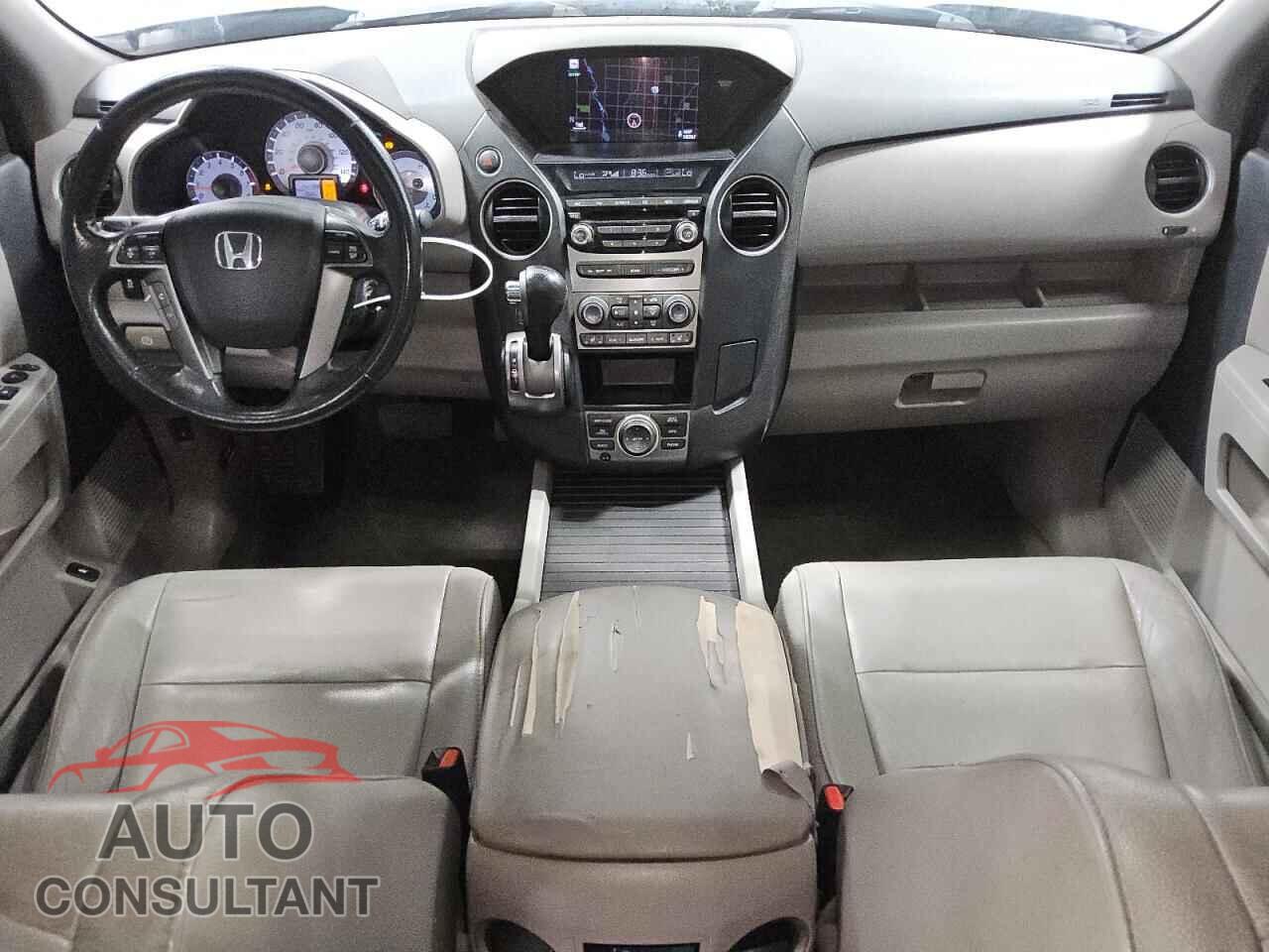 HONDA PILOT 2015 - 5FNYF3H71FB012561
