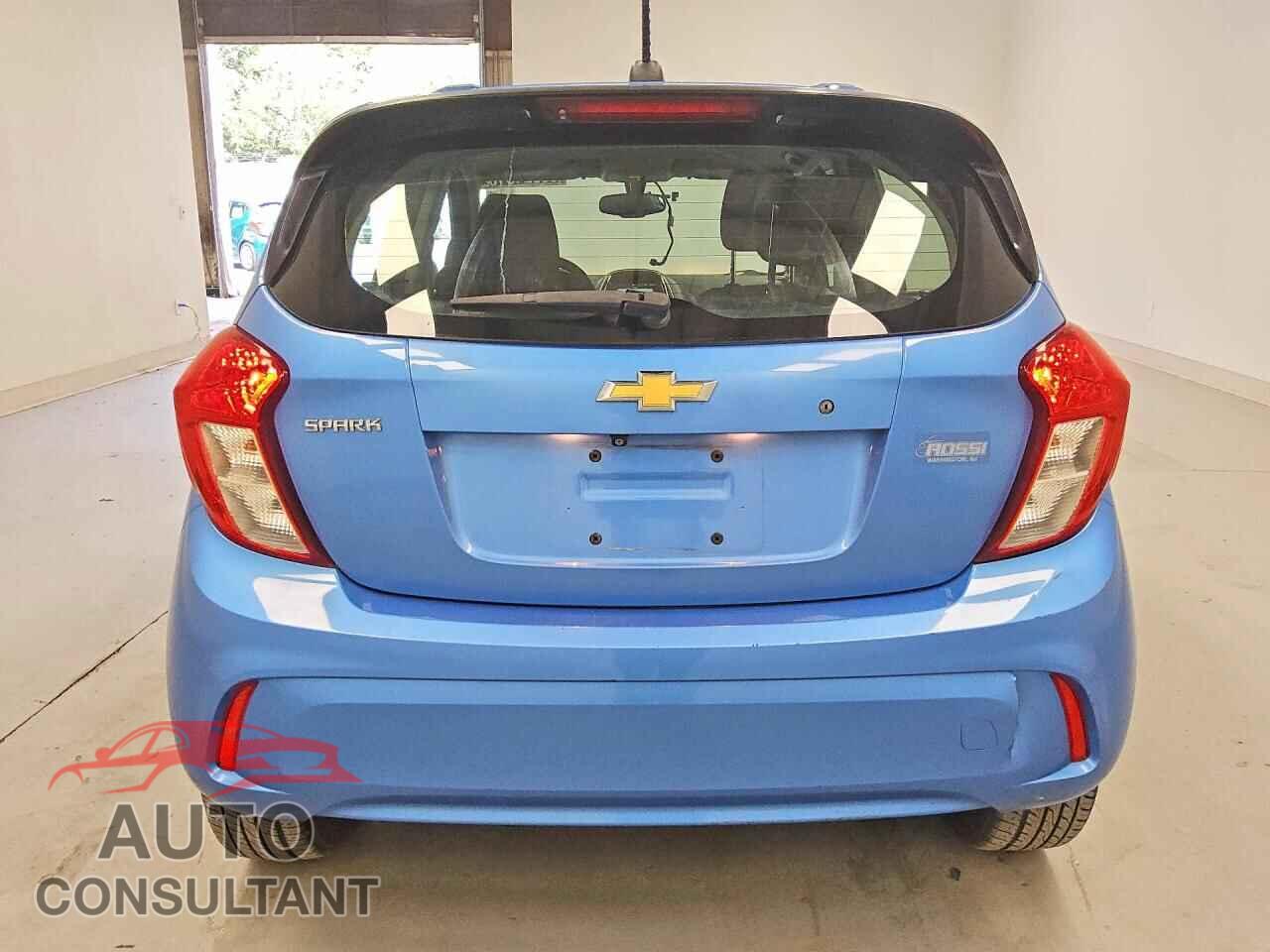 CHEVROLET SPARK 2018 - KL8CB6SA0JC472272