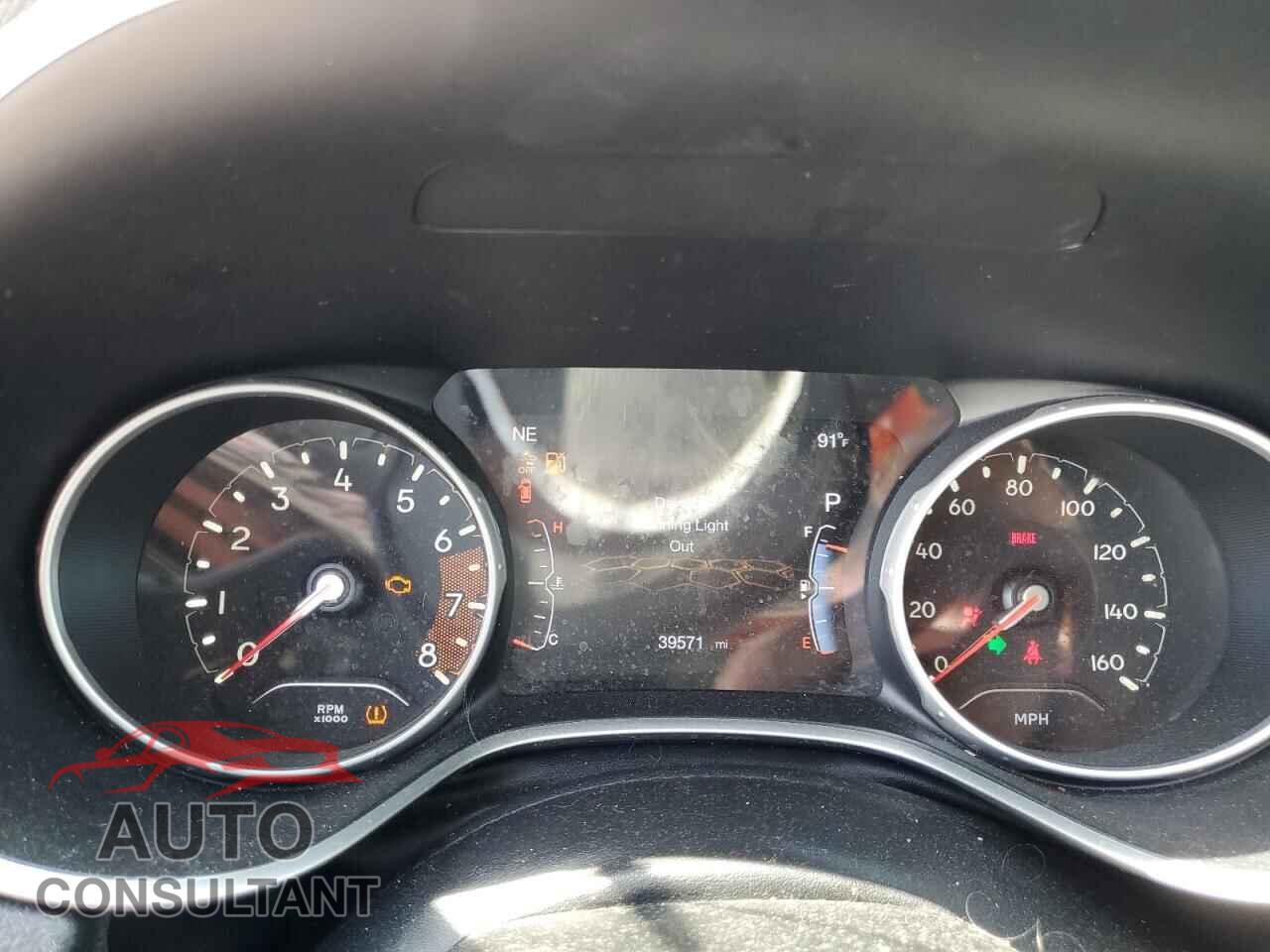 JEEP COMPASS 2021 - 3C4NJDCB6MT561111