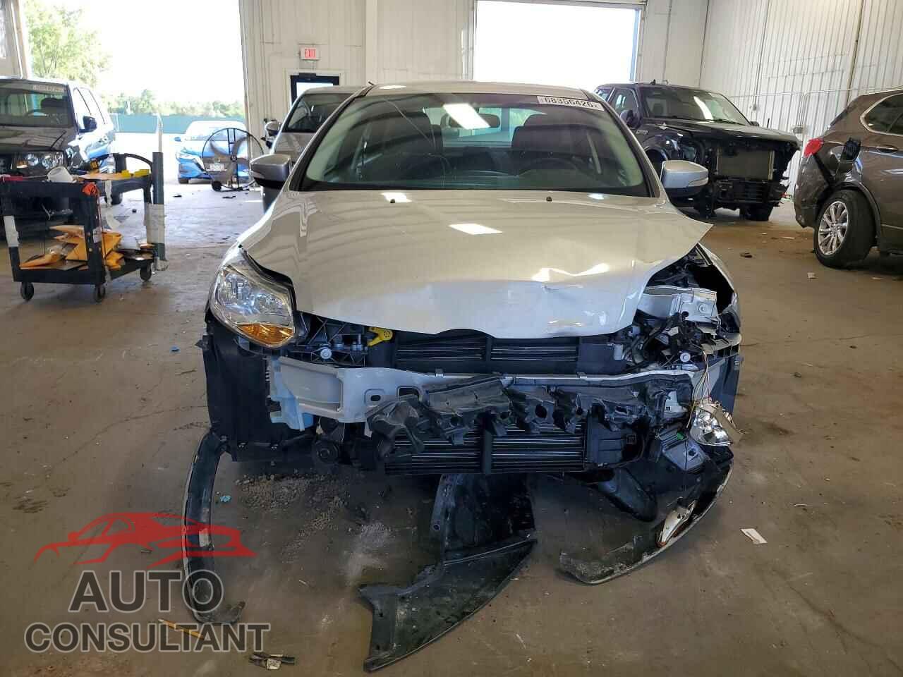 FORD FOCUS 2013 - 1FADP3F20DL177472