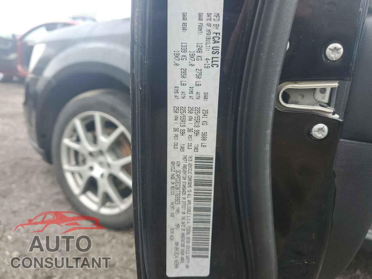 DODGE JOURNEY 2019 - 3C4PDDEG3KT769923