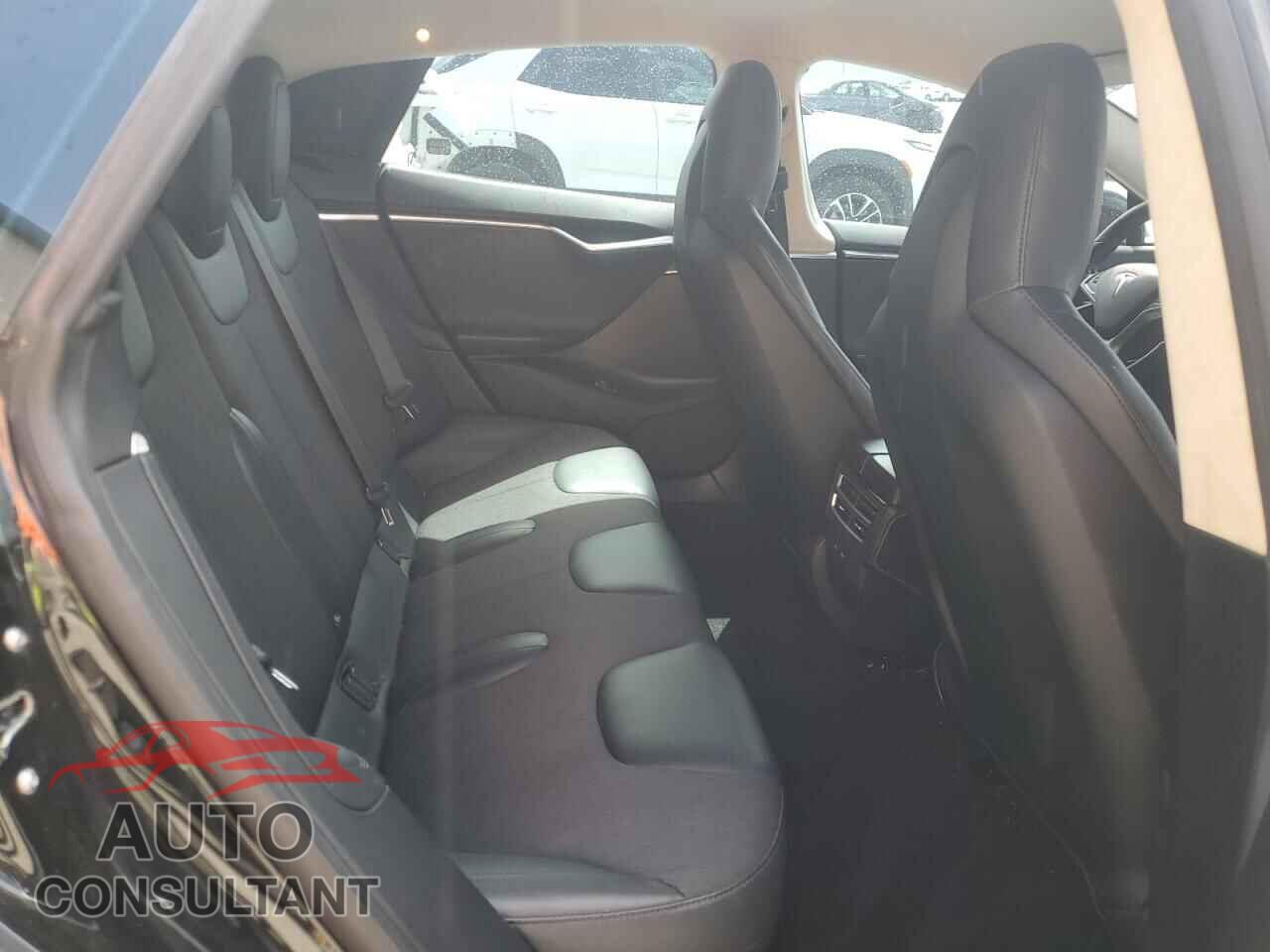 TESLA MODEL S 2016 - 5YJSA1E18GF161284