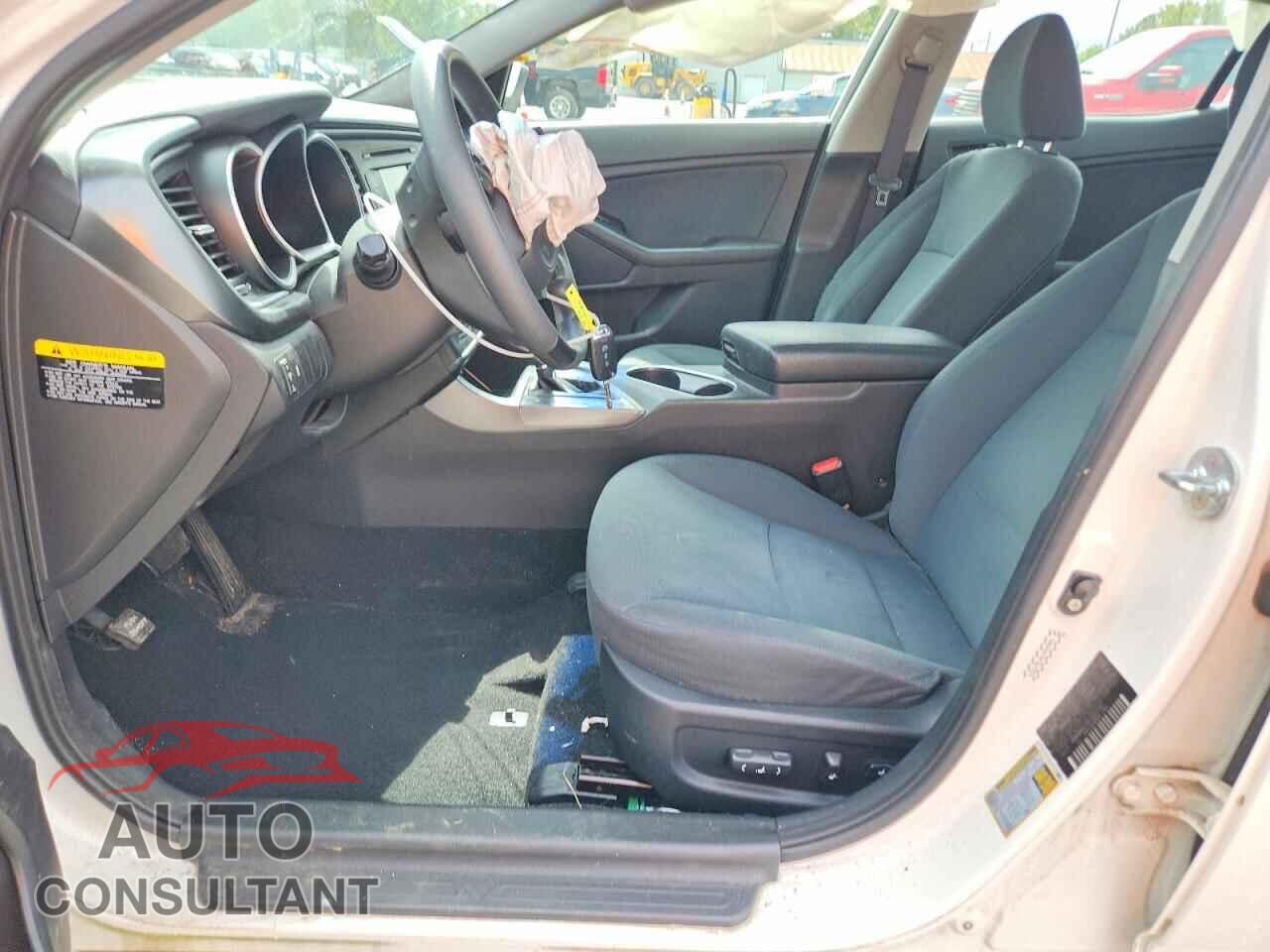 KIA OPTIMA 2015 - KNAGM4A70F5643592