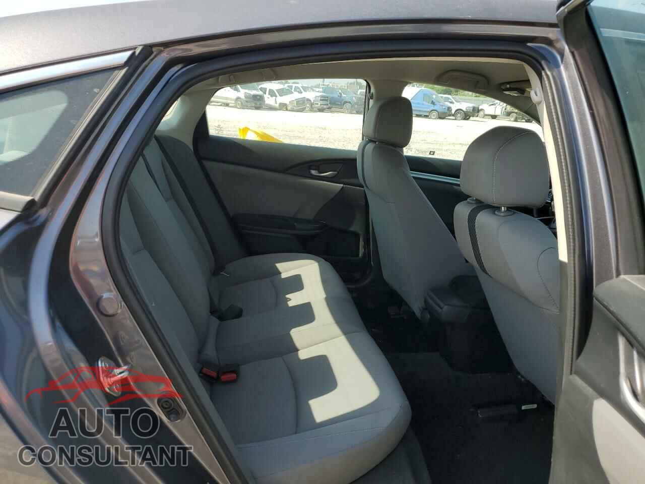 HONDA CIVIC 2017 - 2HGFC2F51HH558187