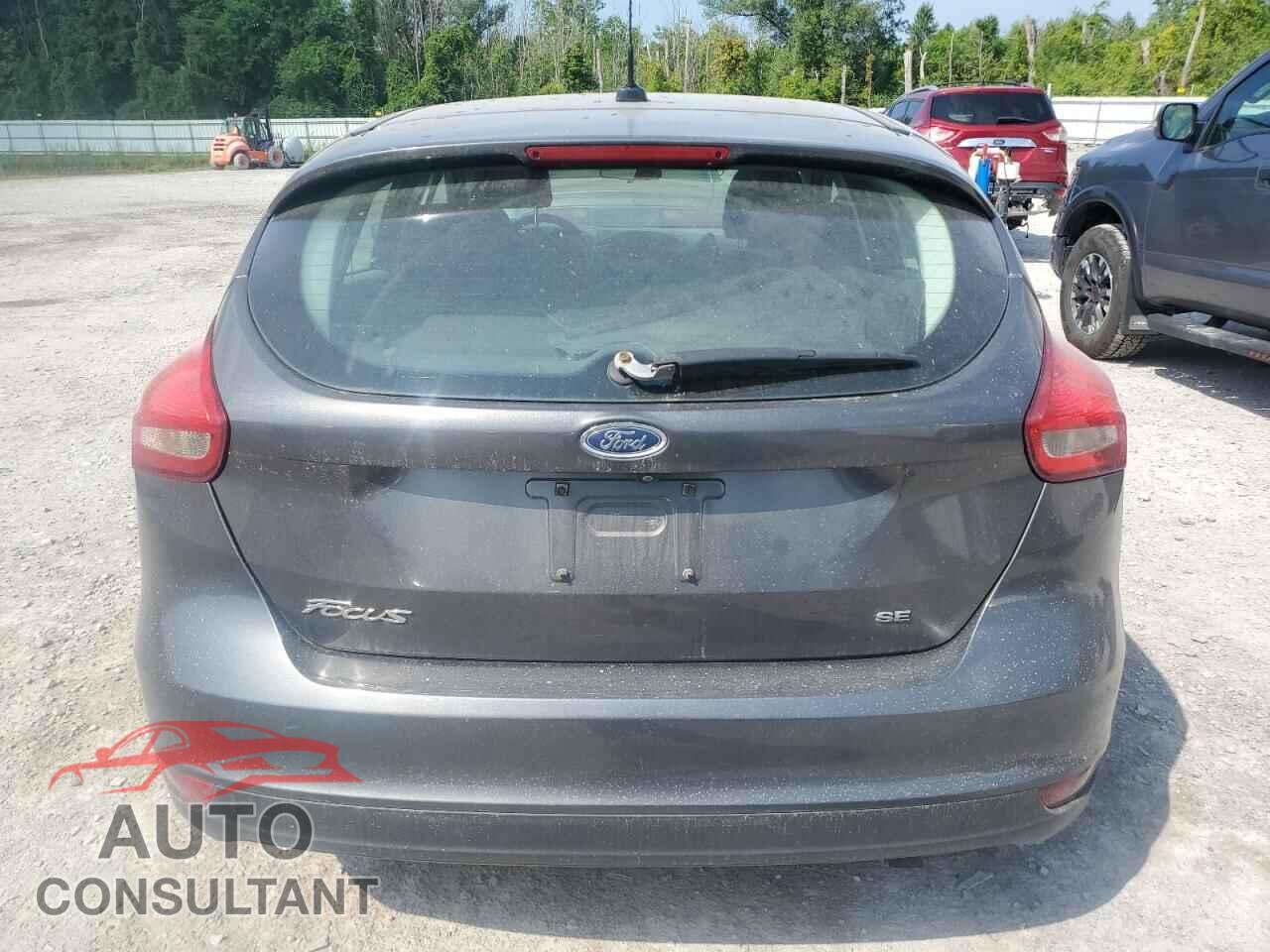 FORD FOCUS 2018 - 1FADP3K21JL276402