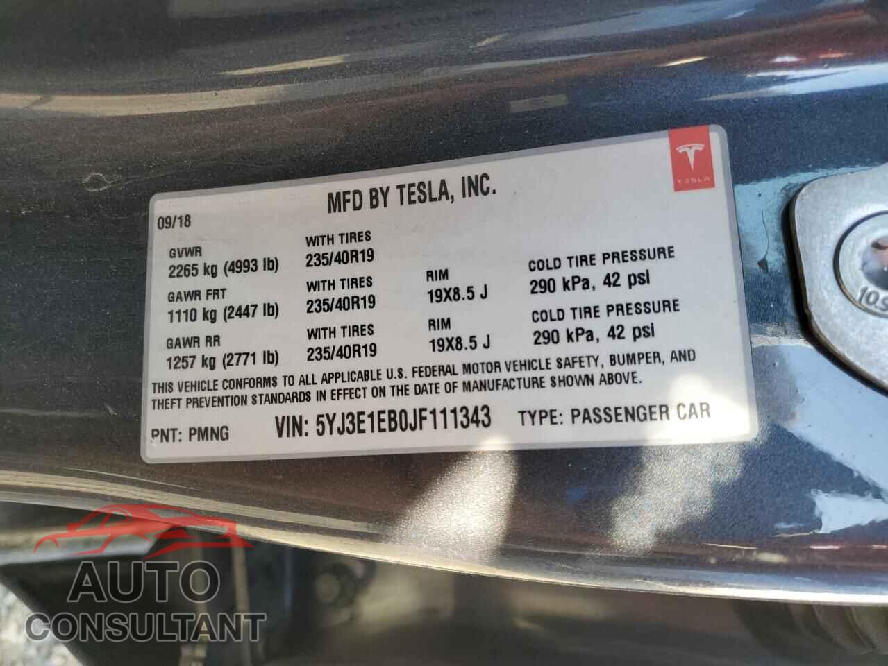 TESLA MODEL 3 2018 - 5YJ3E1EB0JF111343