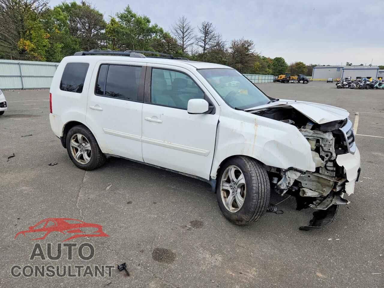 HONDA PILOT 2015 - 5FNYF4H52FB023072