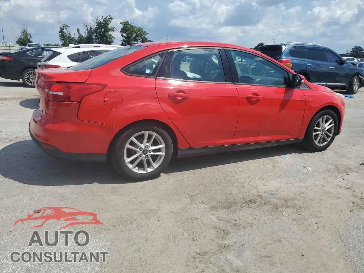 FORD FOCUS 2015 - 1FADP3F29FL317165