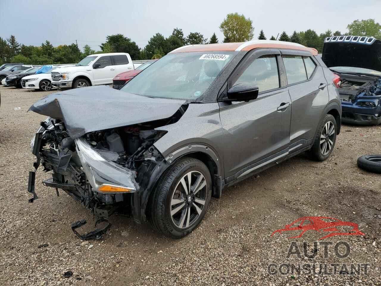 NISSAN KICKS 2019 - 3N1CP5CU8KL565920