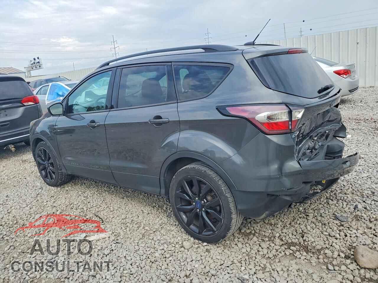 FORD ESCAPE 2017 - 1FMCU0G96HUE32873