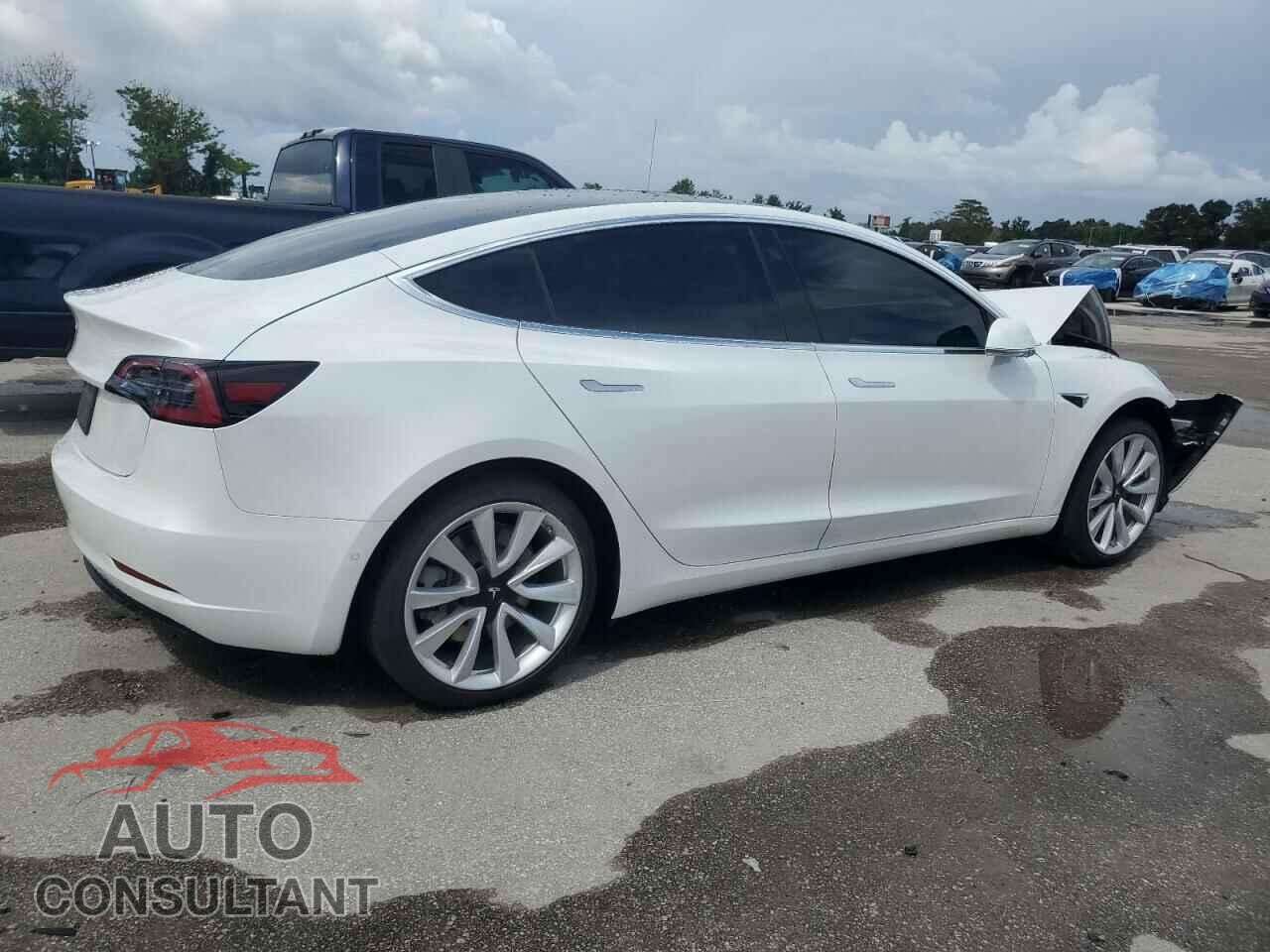 TESLA MODEL 3 2020 - 5YJ3E1EA9LF717718