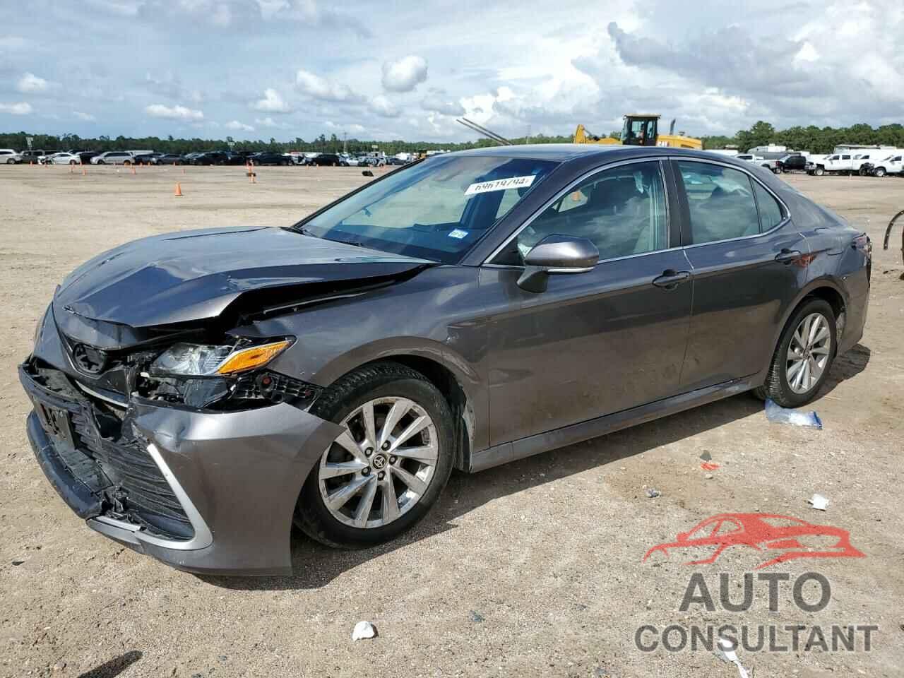 TOYOTA CAMRY 2021 - 4T1R11AK6MU576440