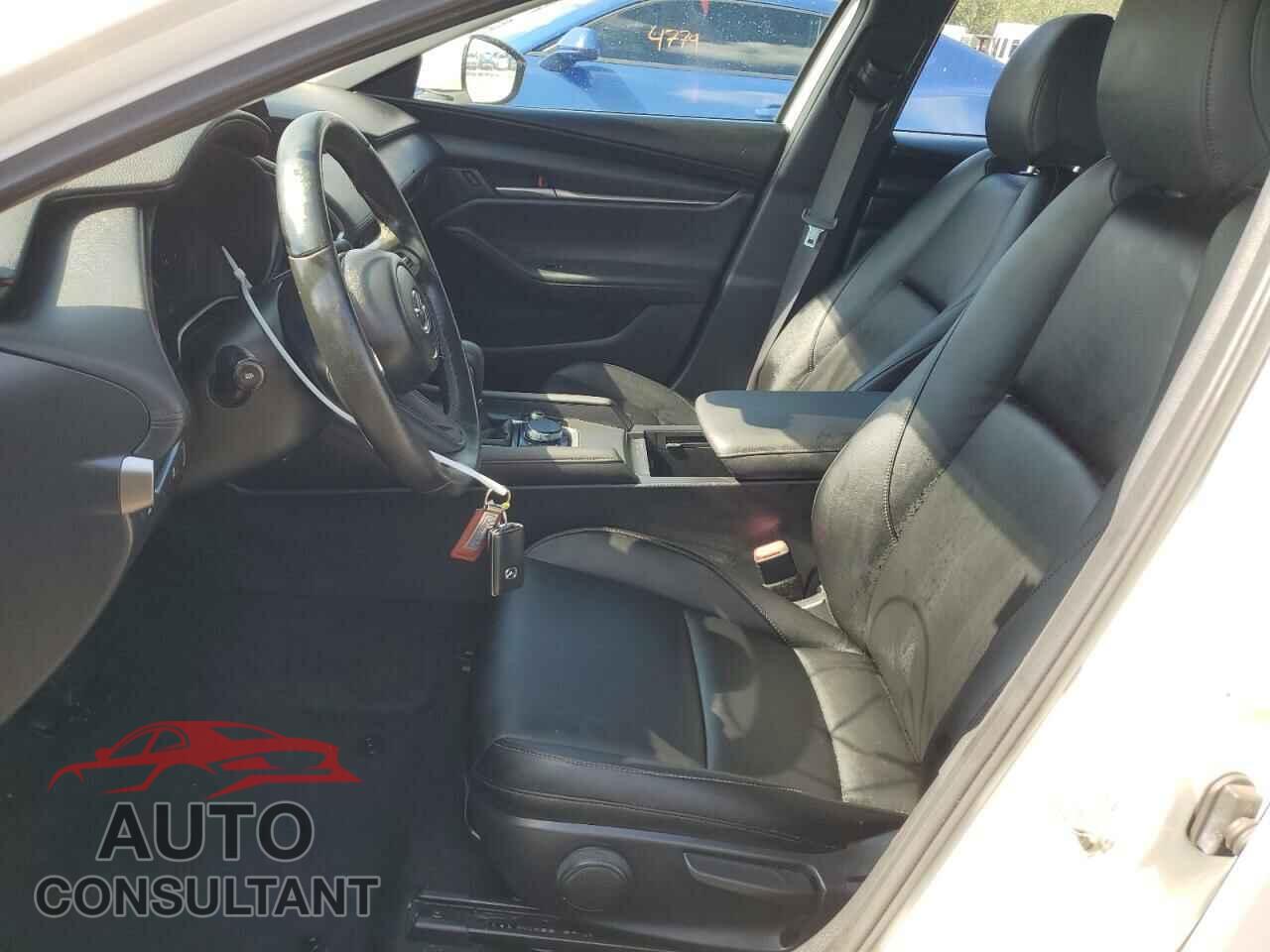 MAZDA 3 2021 - JM1BPABL2M1333978