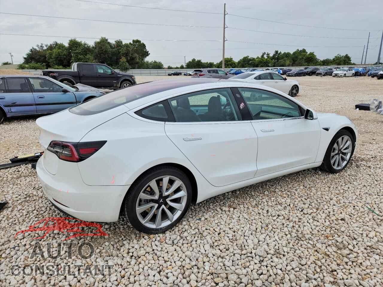TESLA MODEL 3 2018 - 5YJ3E1EA9JF047679