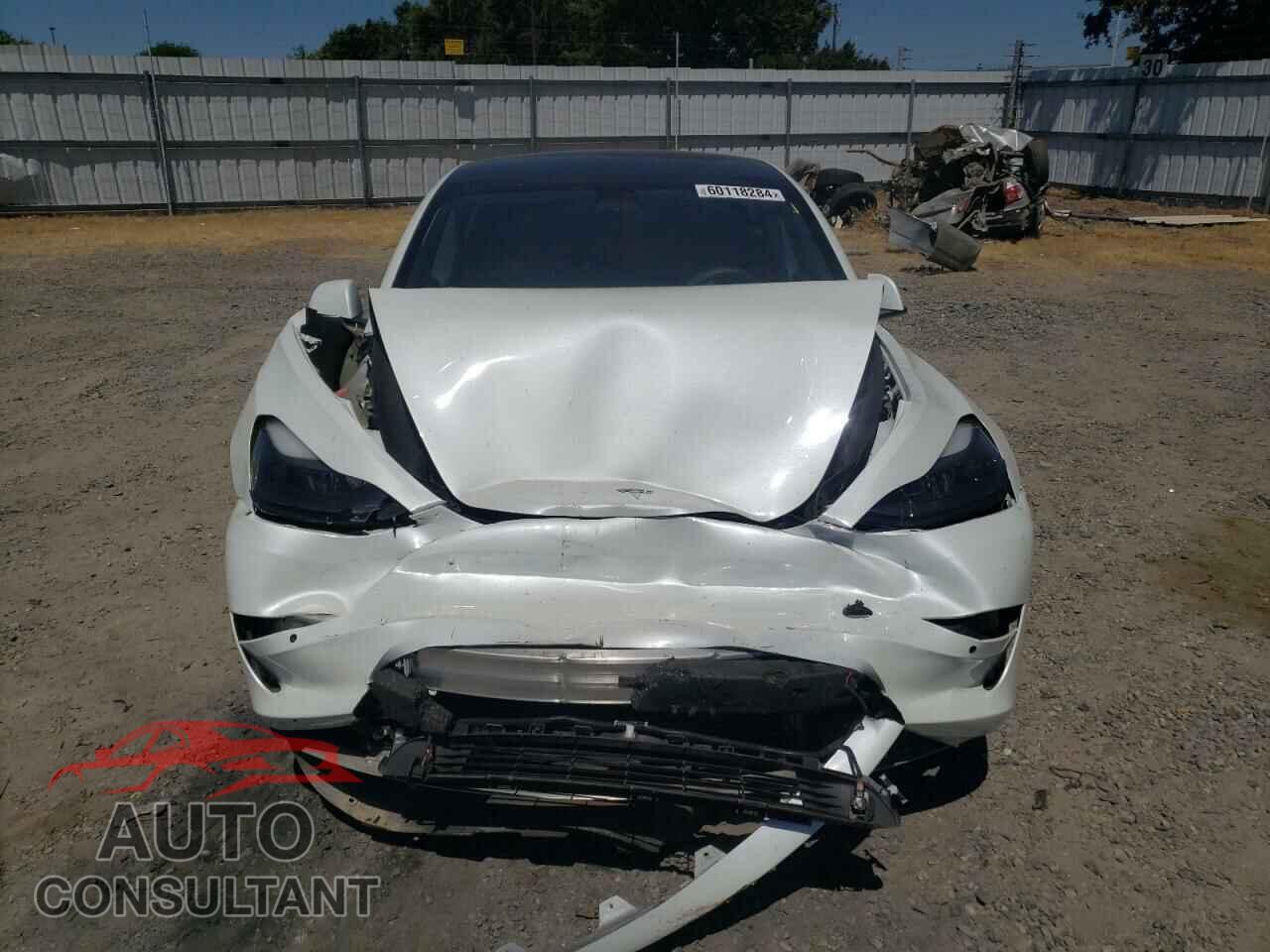 TESLA MODEL 3 2021 - 5YJ3E1EA2MF871902