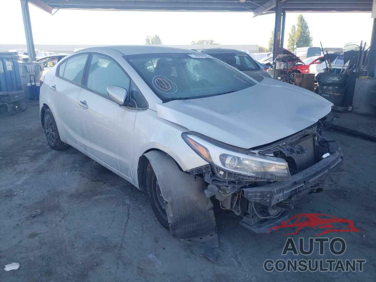 KIA FORTE 2018 - 3KPFL4A73JE166154