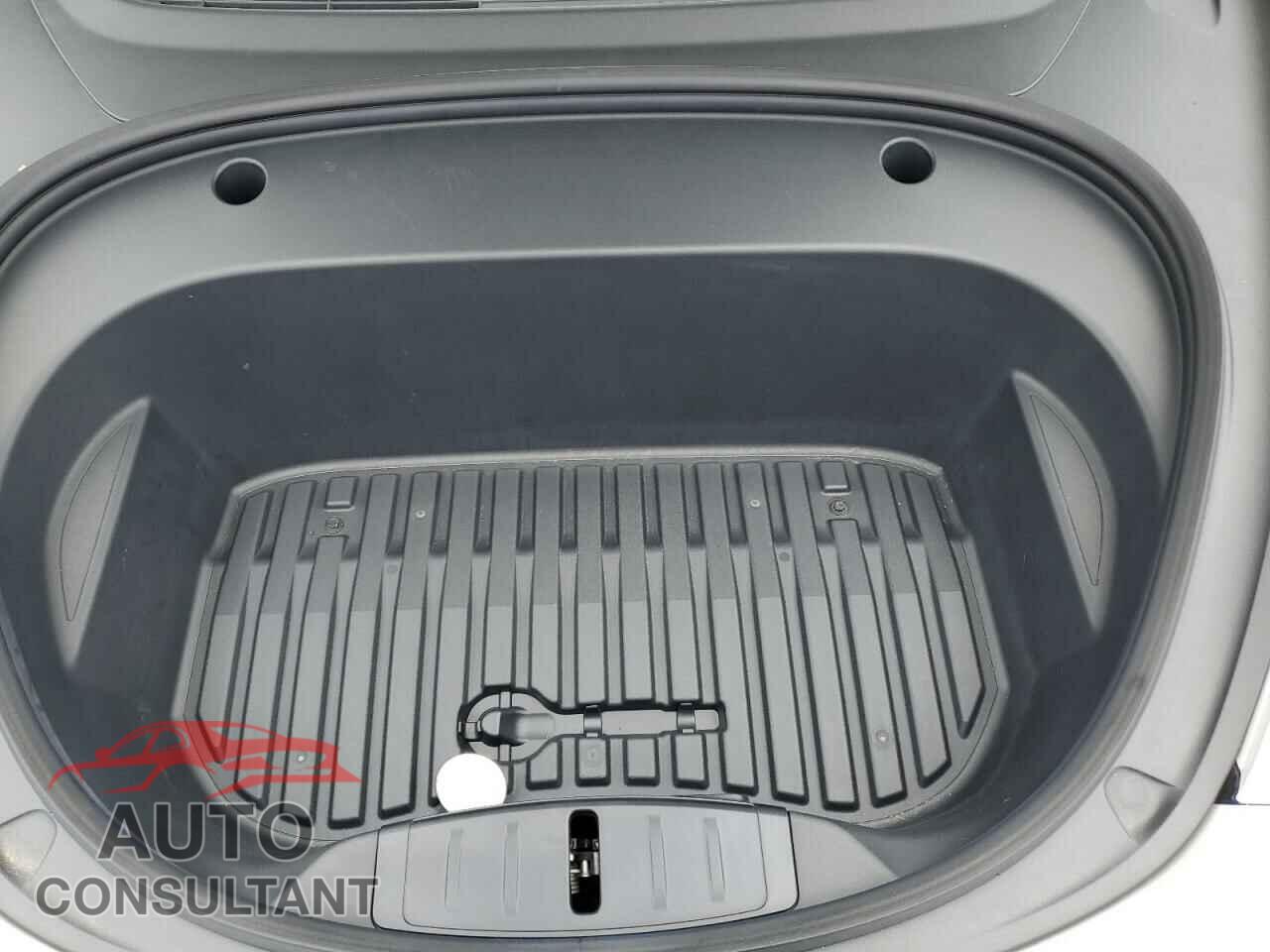 TESLA MODEL 3 2021 - 5YJ3E1EBXMF924984
