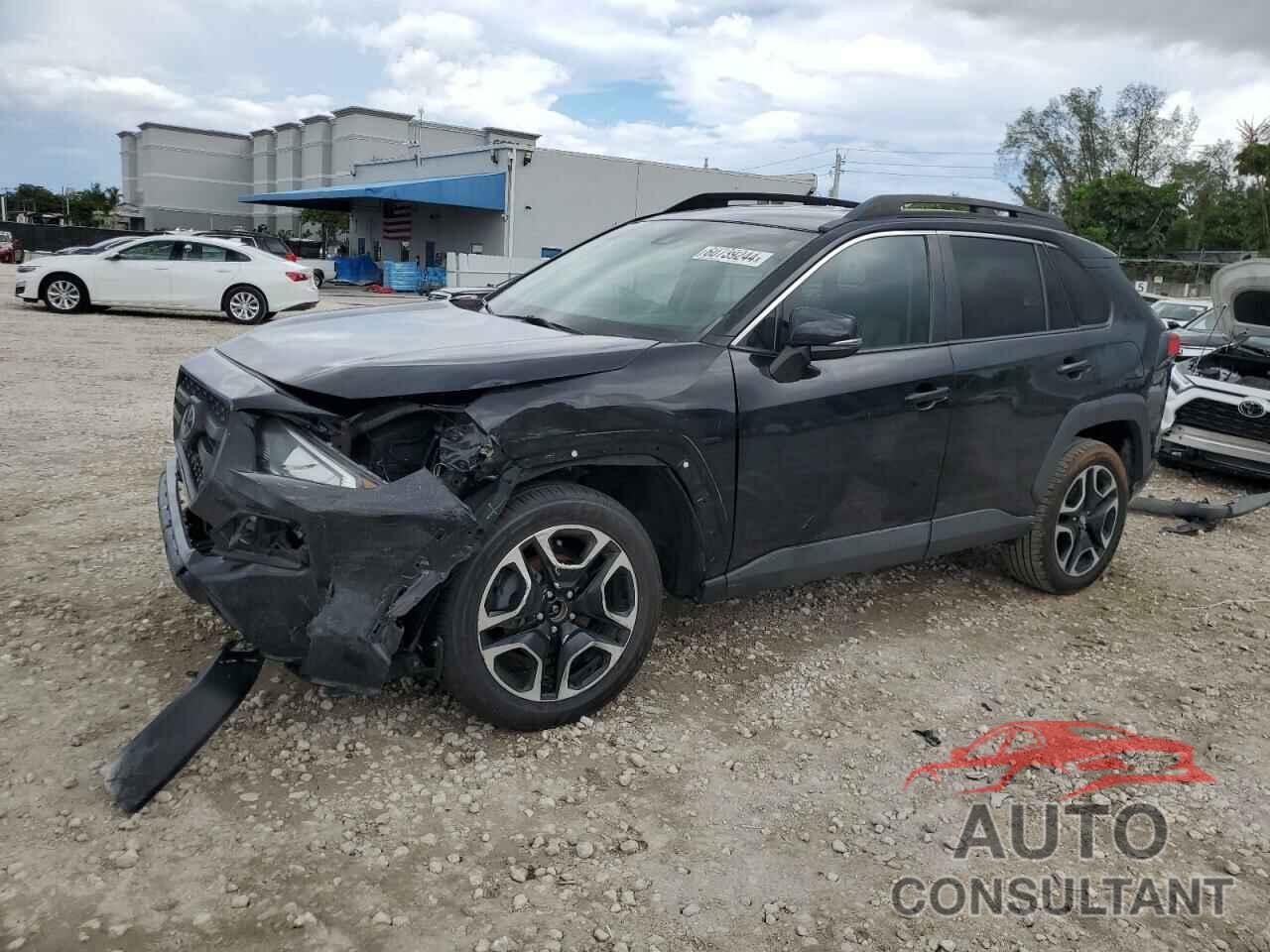 TOYOTA RAV4 2020 - 2T3J1RFV8LC088161