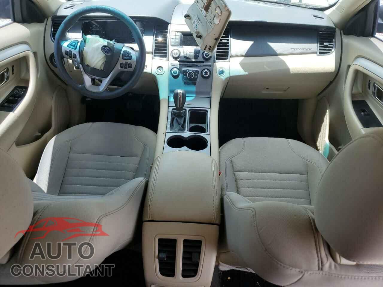 FORD TAURUS 2018 - 1FAHP2D89JG123353
