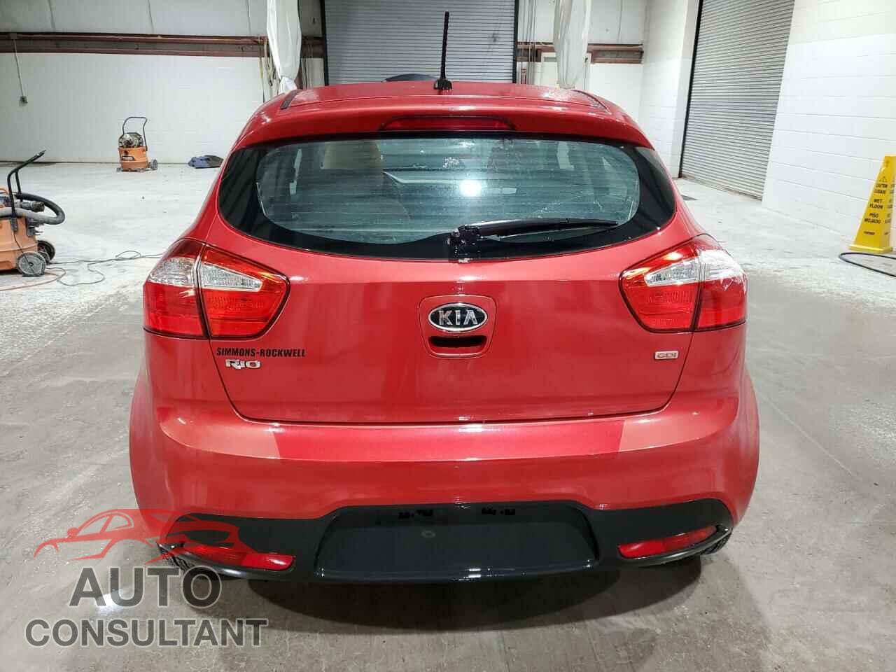 KIA RIO 2013 - KNADM5A38D6128417