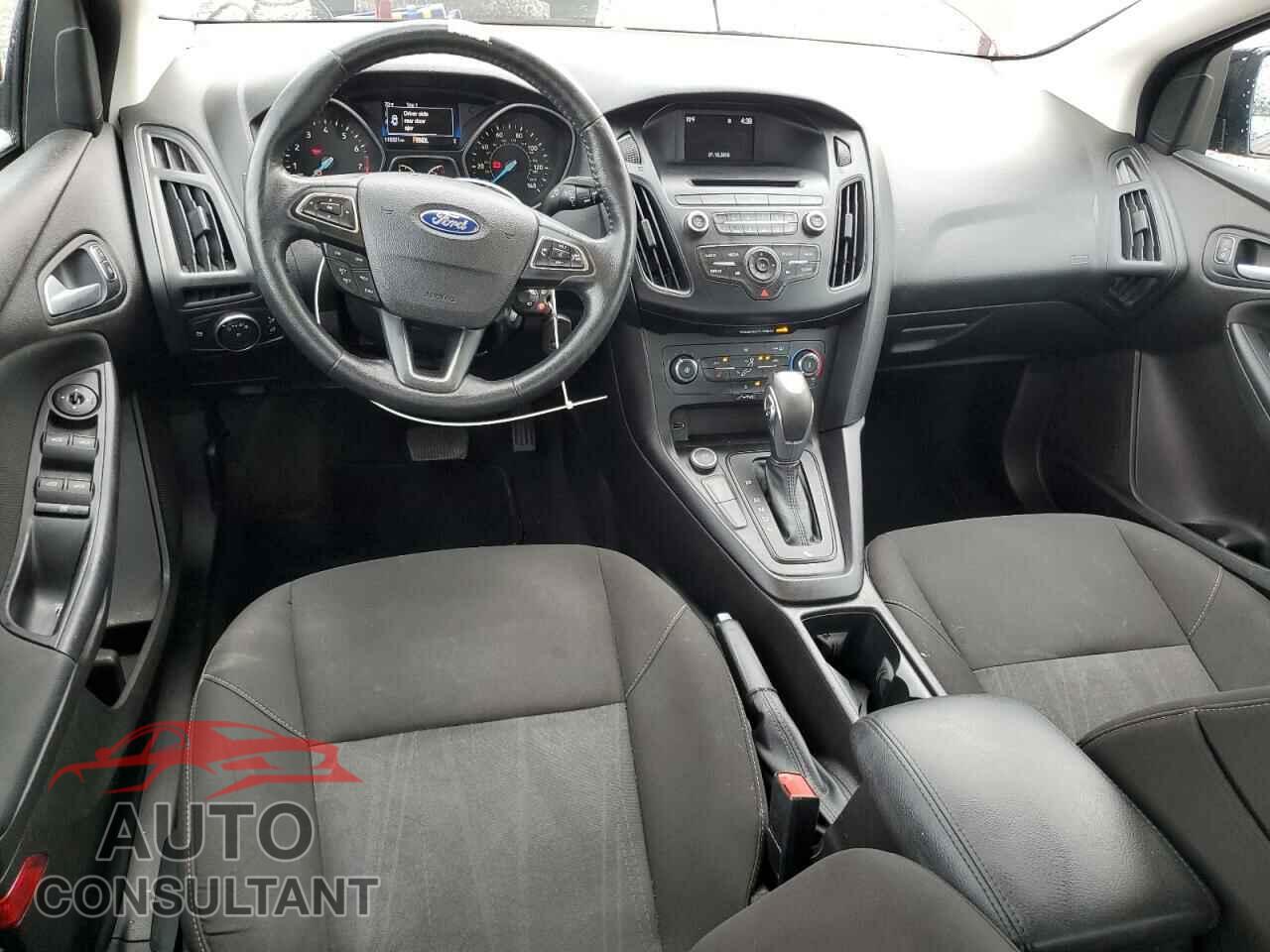 FORD FOCUS 2015 - 1FADP3F2XFL384485