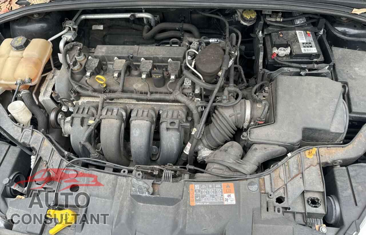 FORD FOCUS 2015 - 1FADP3F21FL353187