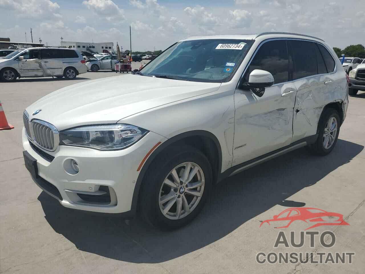 BMW X5 2018 - 5UXKR0C5XJ0Y03923