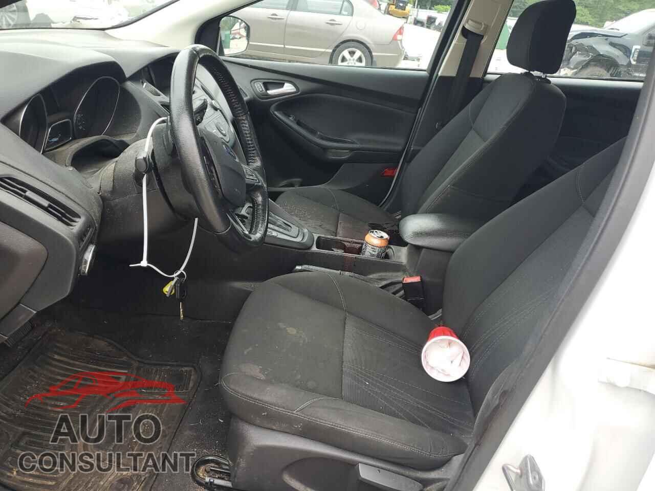 FORD FOCUS 2016 - 1FADP3K21GL227919