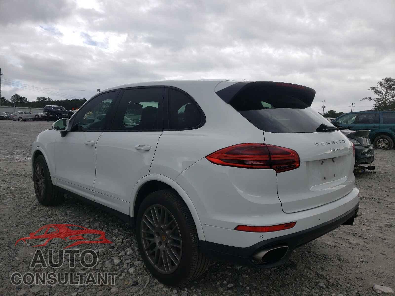 PORSCHE CAYENNE 2017 - WP1AA2A23HKA84777