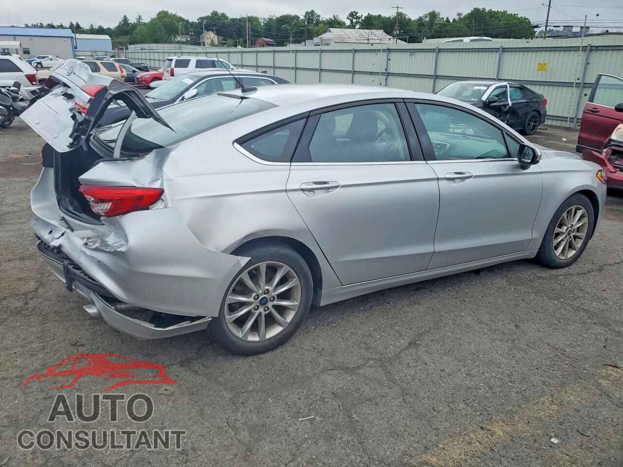 FORD FUSION 2017 - 3FA6P0H73HR107469