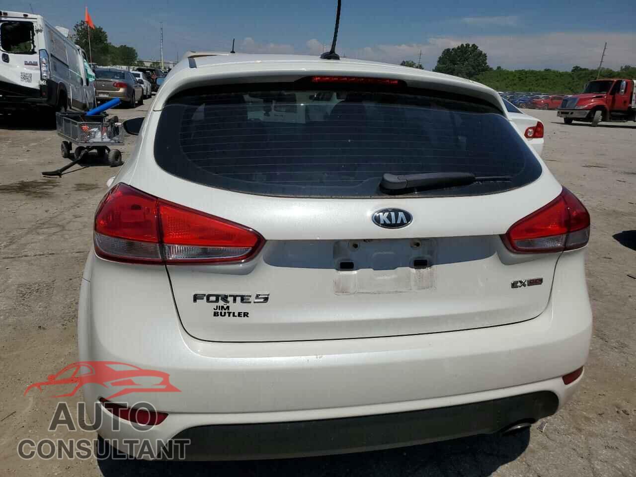KIA FORTE 2016 - KNAFX5A87G5628431