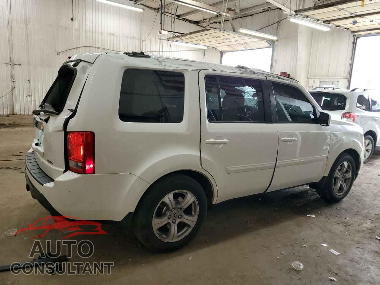 HONDA PILOT 2013 - 5FNYF4H59DB031117