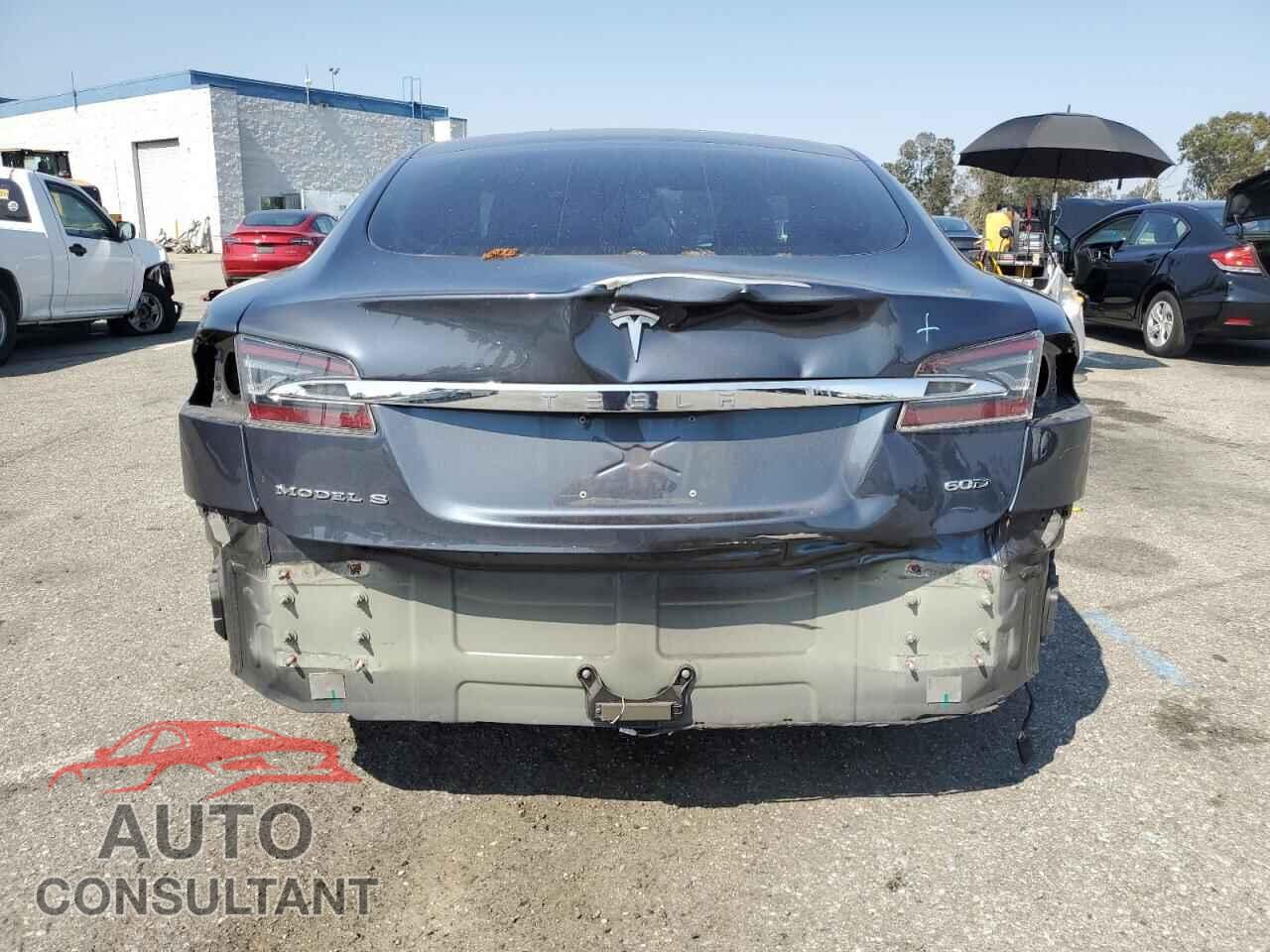 TESLA MODEL S 2016 - 5YJSA1E27GF175606
